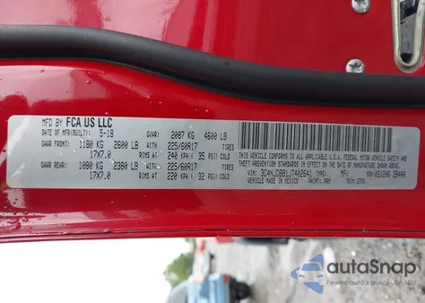 2018 Jeep Compass Latitude 4X4 from USA, damaged, VIN 3C4NJDBB1JT402641